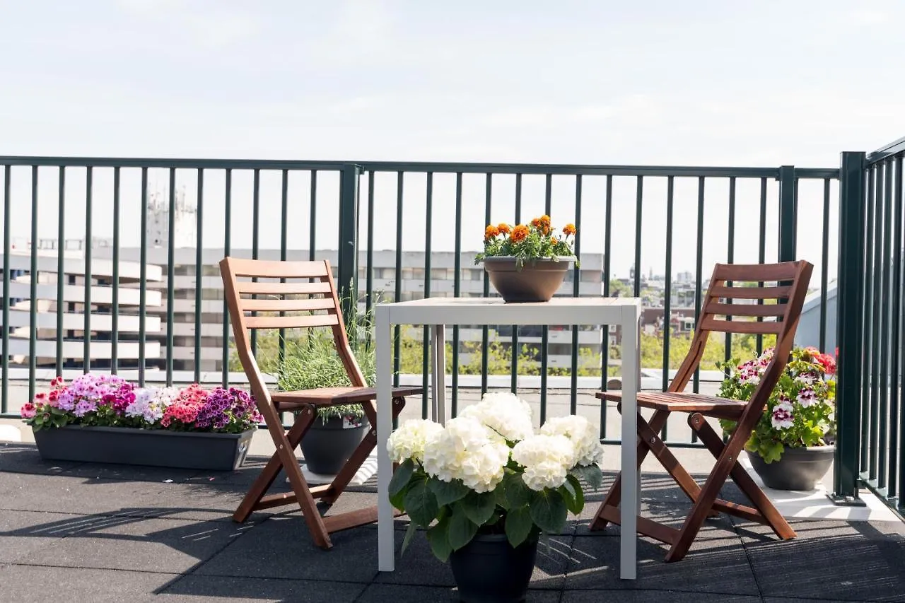 ** Bed & Breakfast Central Rooftop Terrace Guest Suite Amsterdam Netherlands