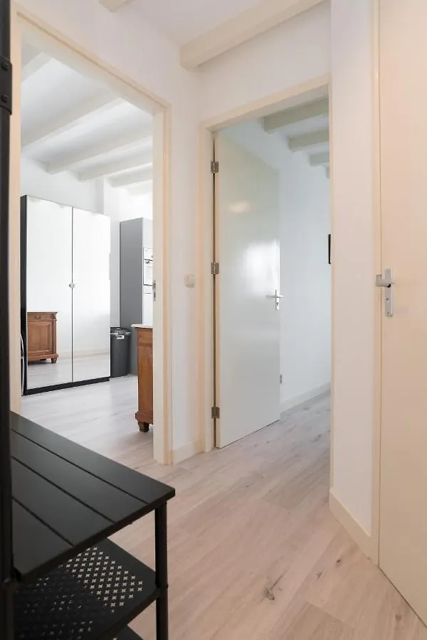 Central Rooftop Terrace Guest Suite Amsterdam 2*,  Netherlands